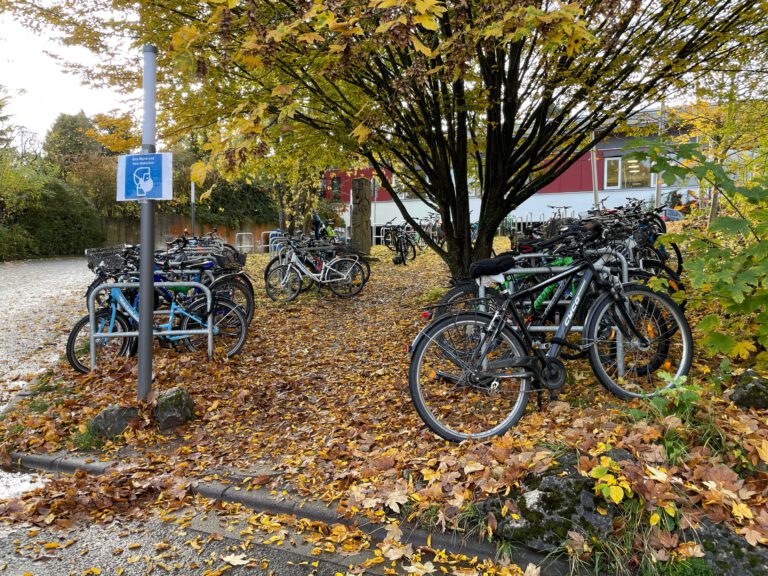 Radstellplätze statt Elterntaxis