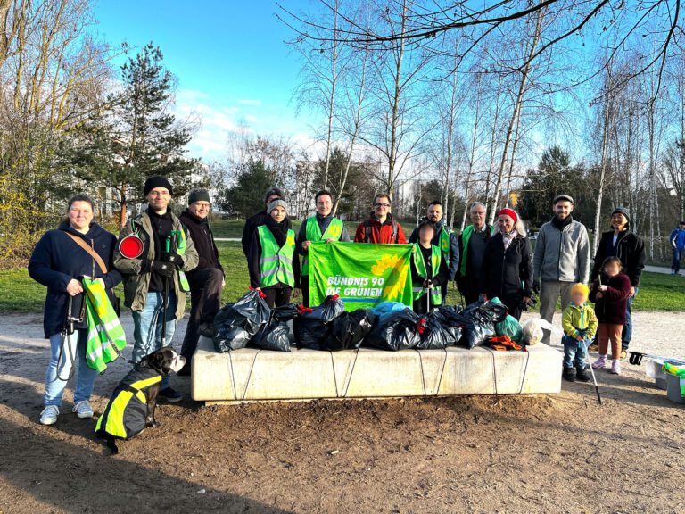 Grüne Müllsammlung im ERBA-Park